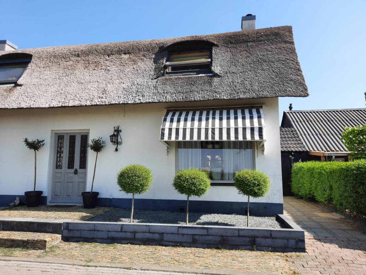 Anneke'S Bed En Botterhammeke Daire Woensdrecht Dış mekan fotoğraf